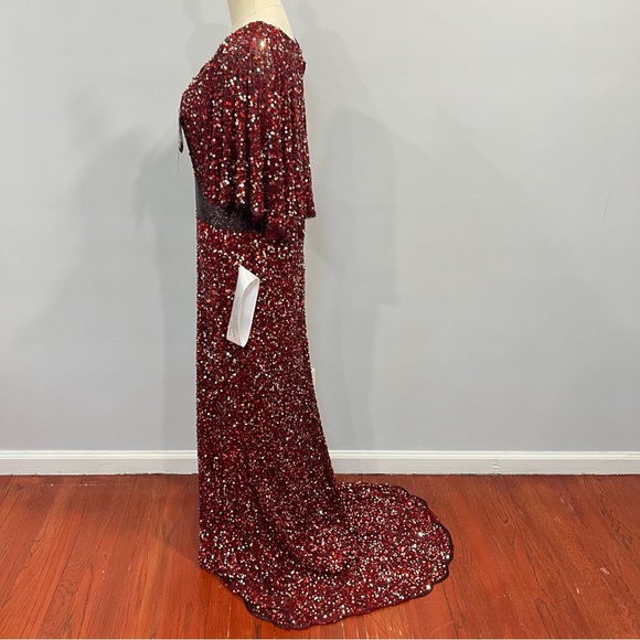 Mac Duggal Embellished Sequined Plunge Scalloped V-Neck Cape Gown Wine - Reemoly - Picture 10 of 17